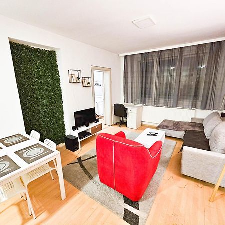 Apartment Skopje Square Экстерьер фото